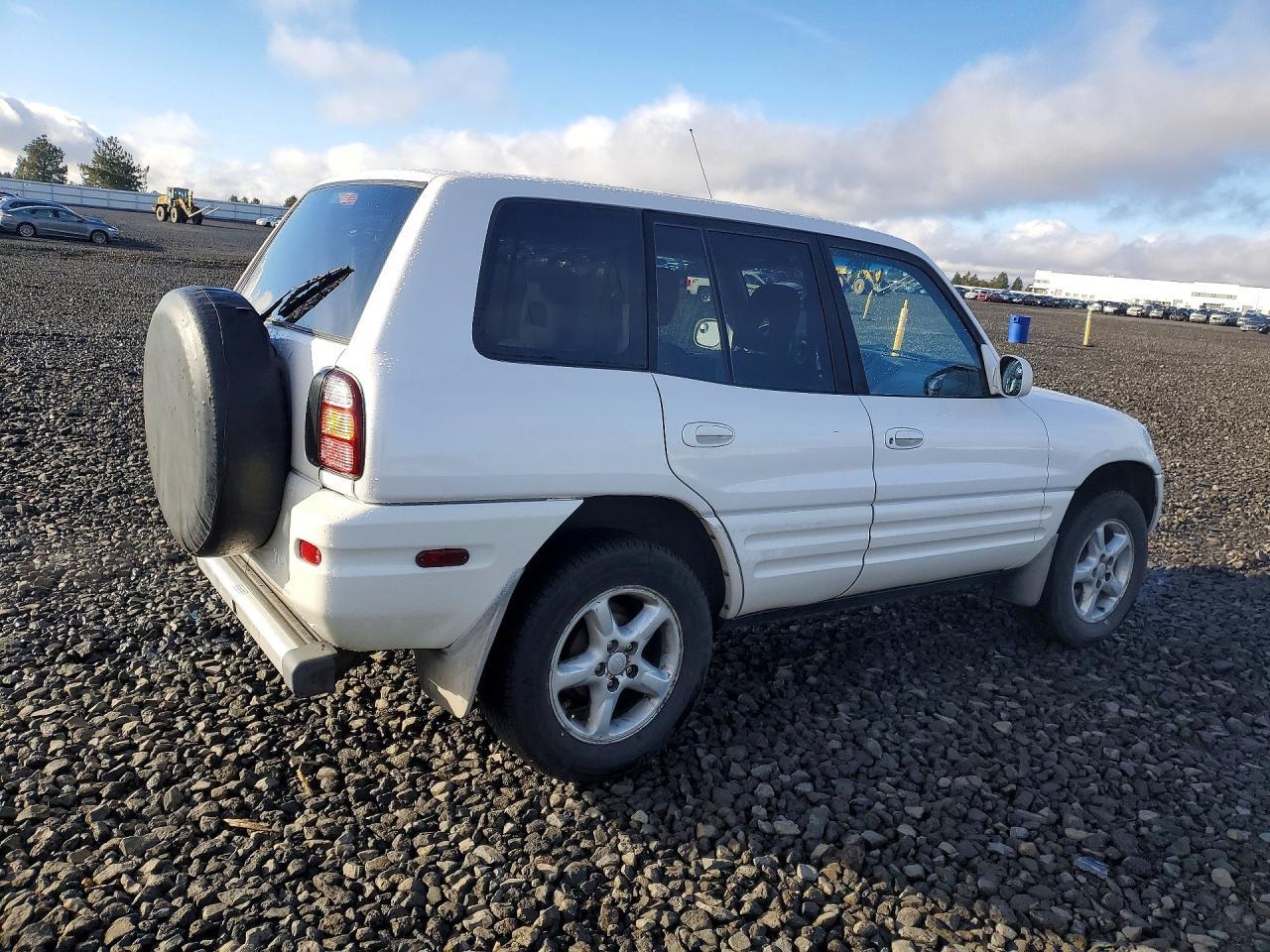 1999 TOYOTA RAV4