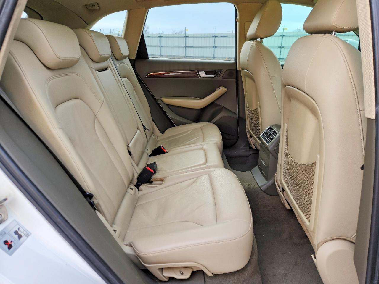 2010 AUDI Q5