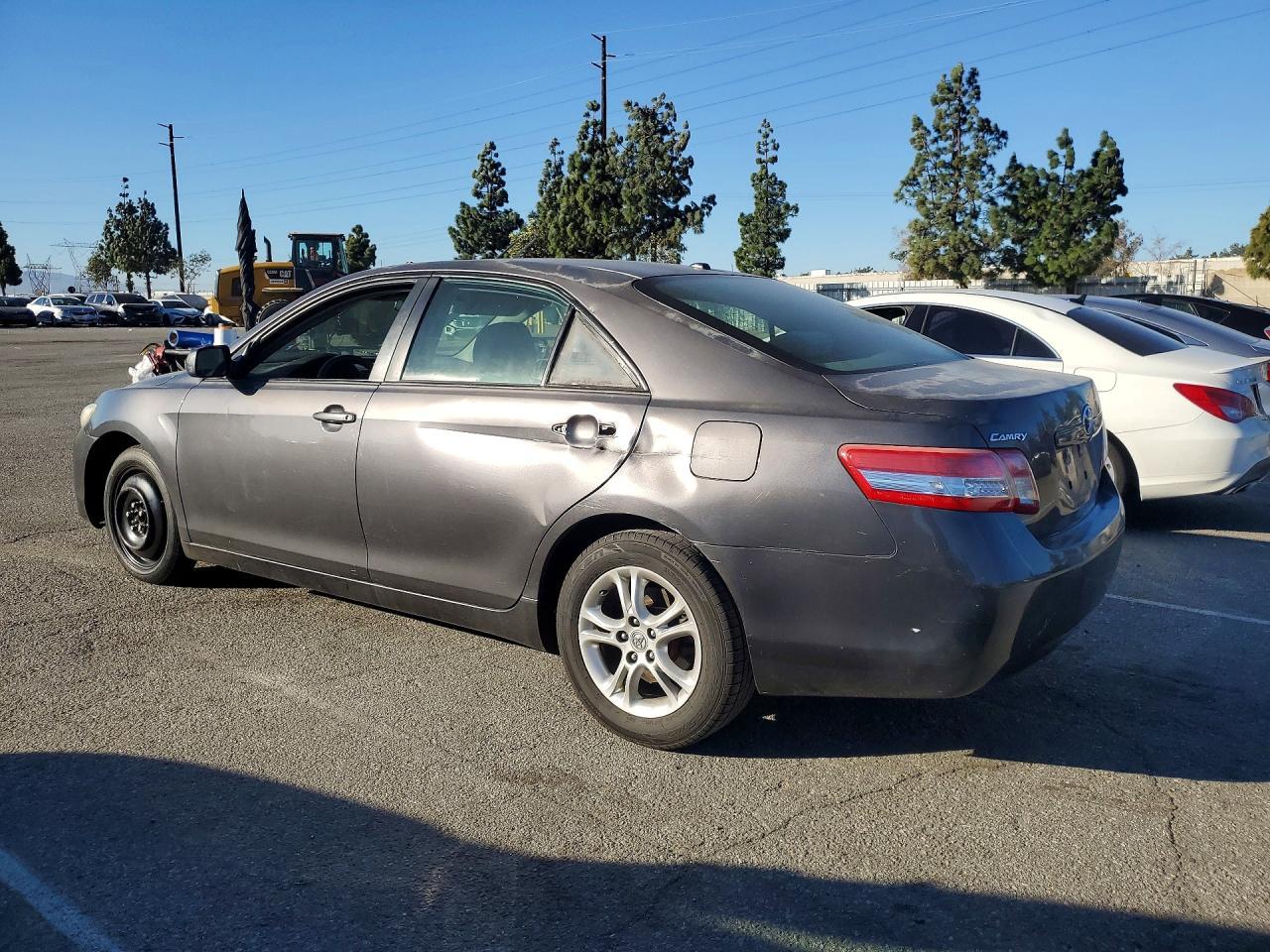 2011 TOYOTA CAMRY
