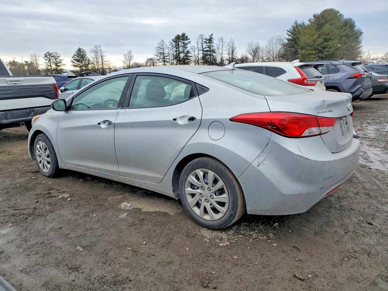 2011 HYUNDAI ELANTRA