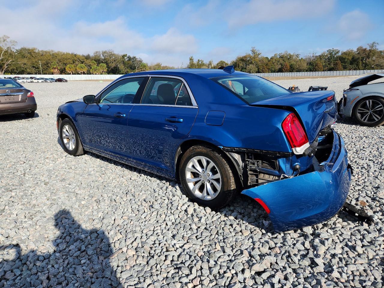 2022 CHRYSLER 300