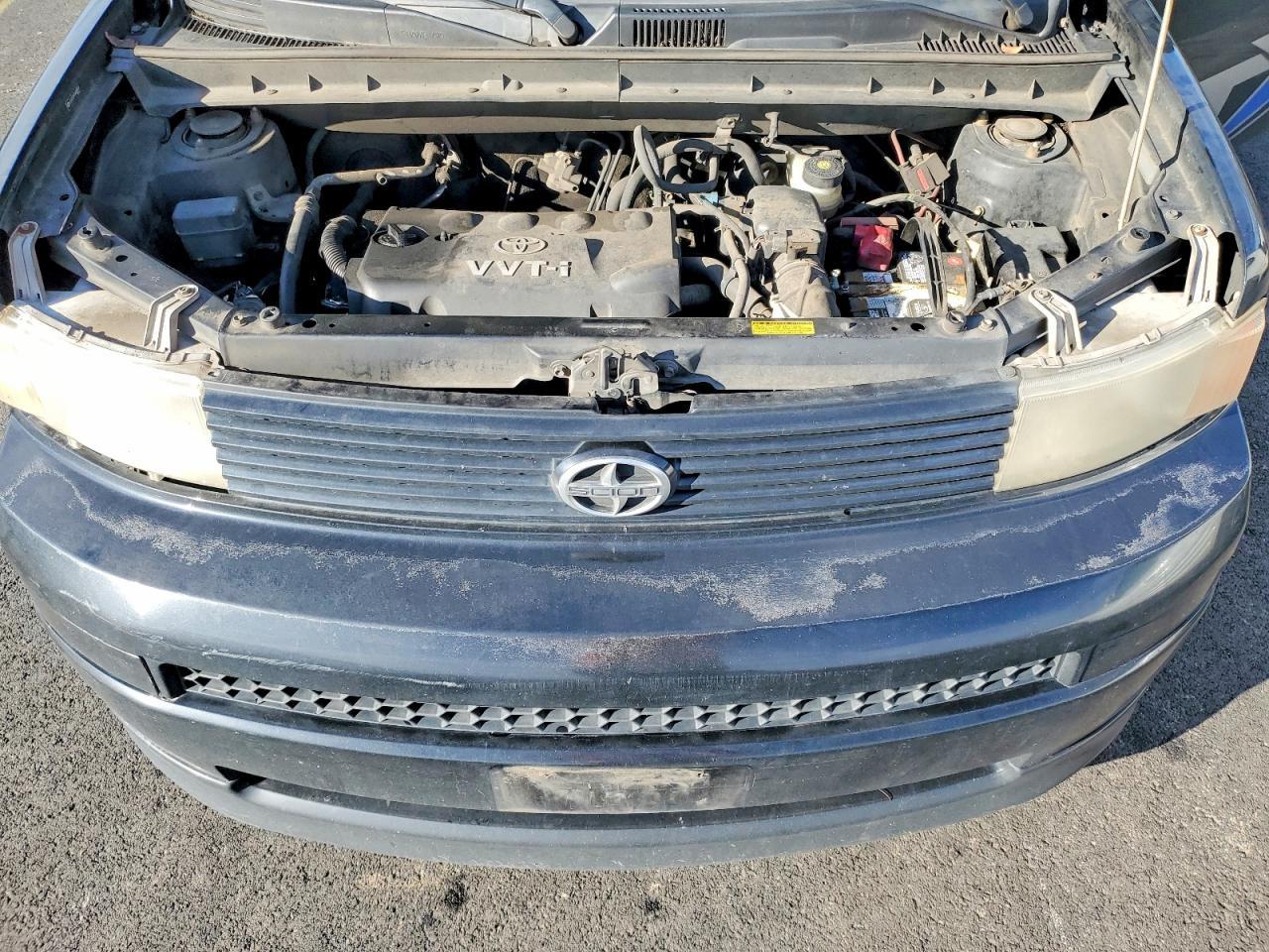 2004 TOYOTA SCION