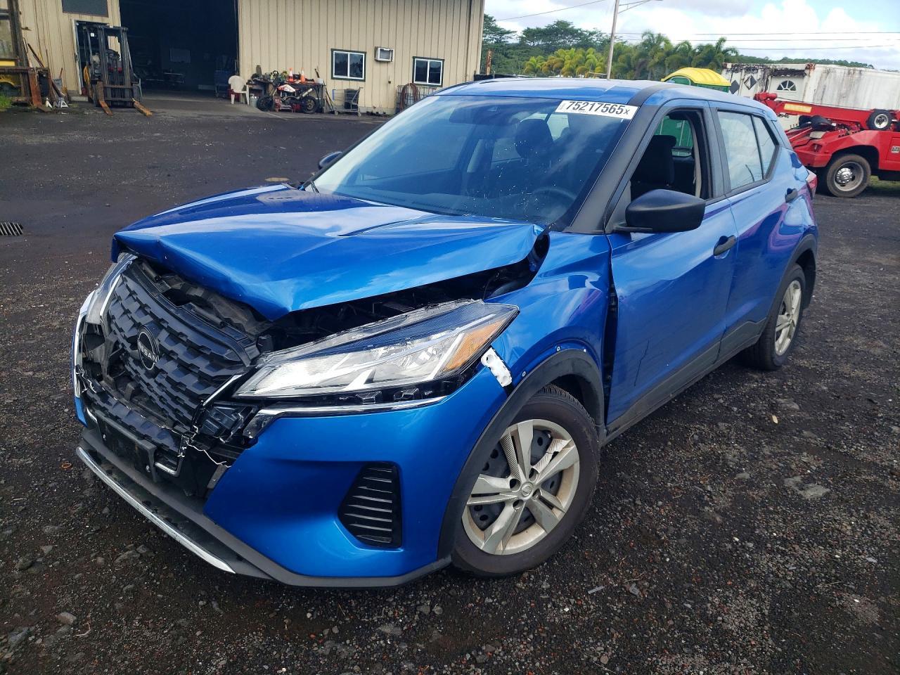 2024 NISSAN KICKS
