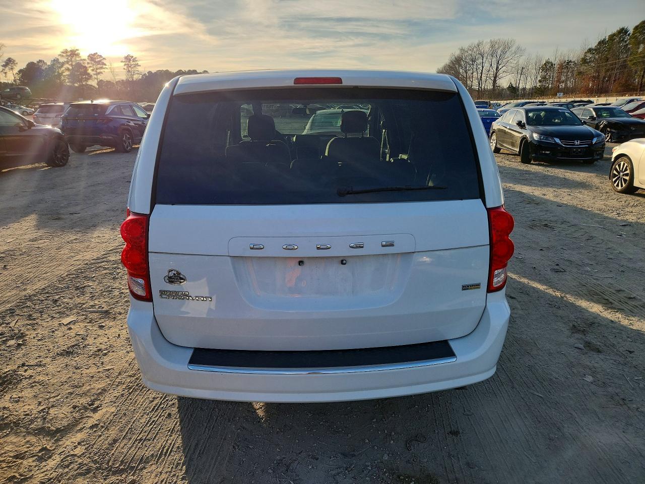 2016 DODGE GRAND CARAVAN
