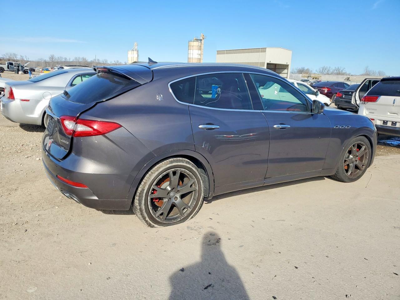 2017 MASERATI Levante