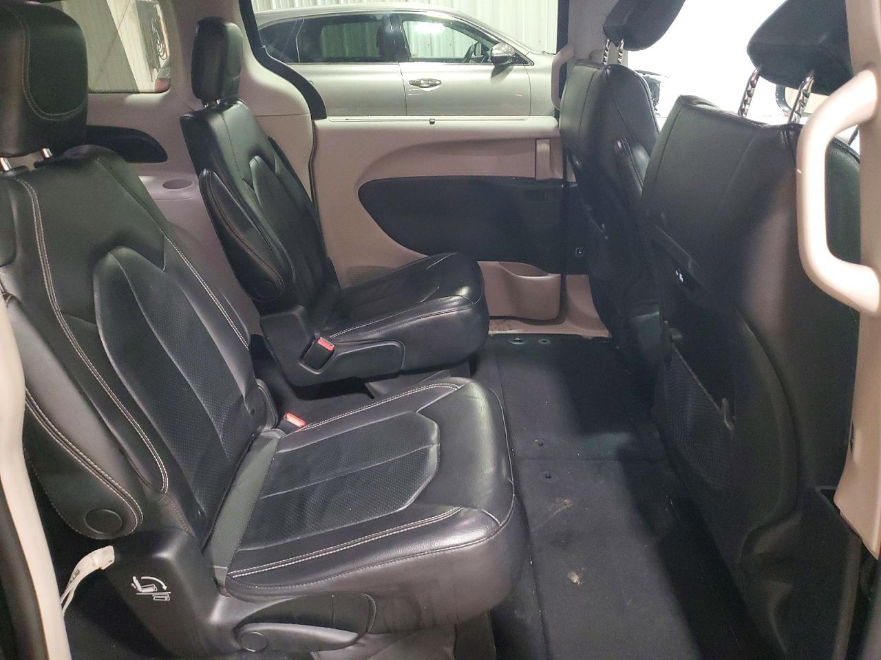 2022 CHRYSLER Pacifica