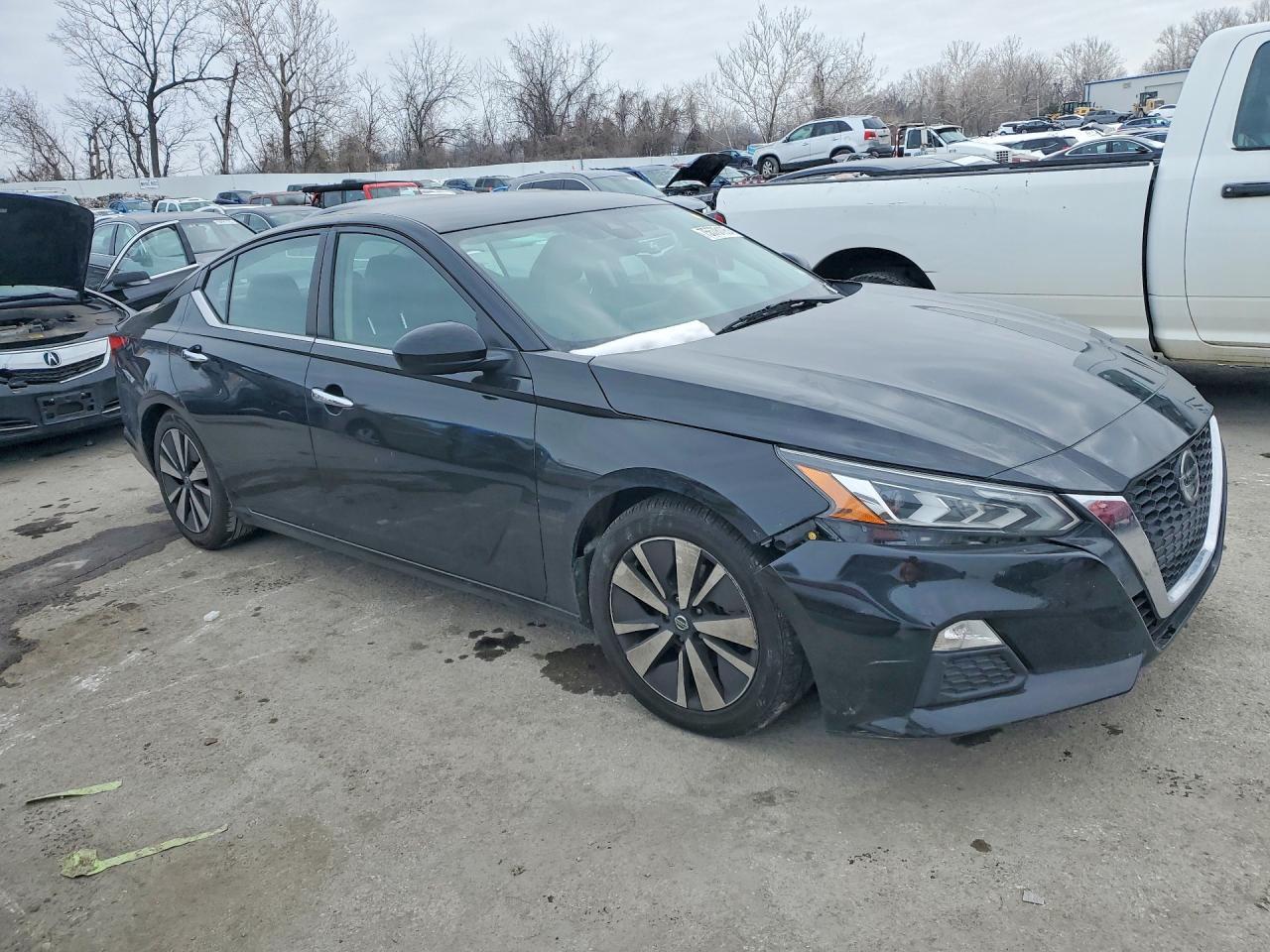 2021 NISSAN ALTIMA
