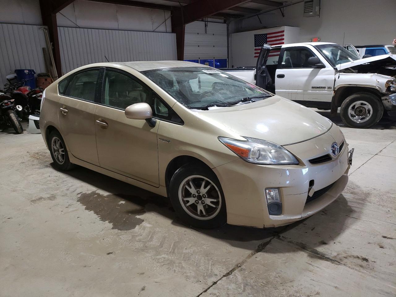 2010 TOYOTA PRIUS