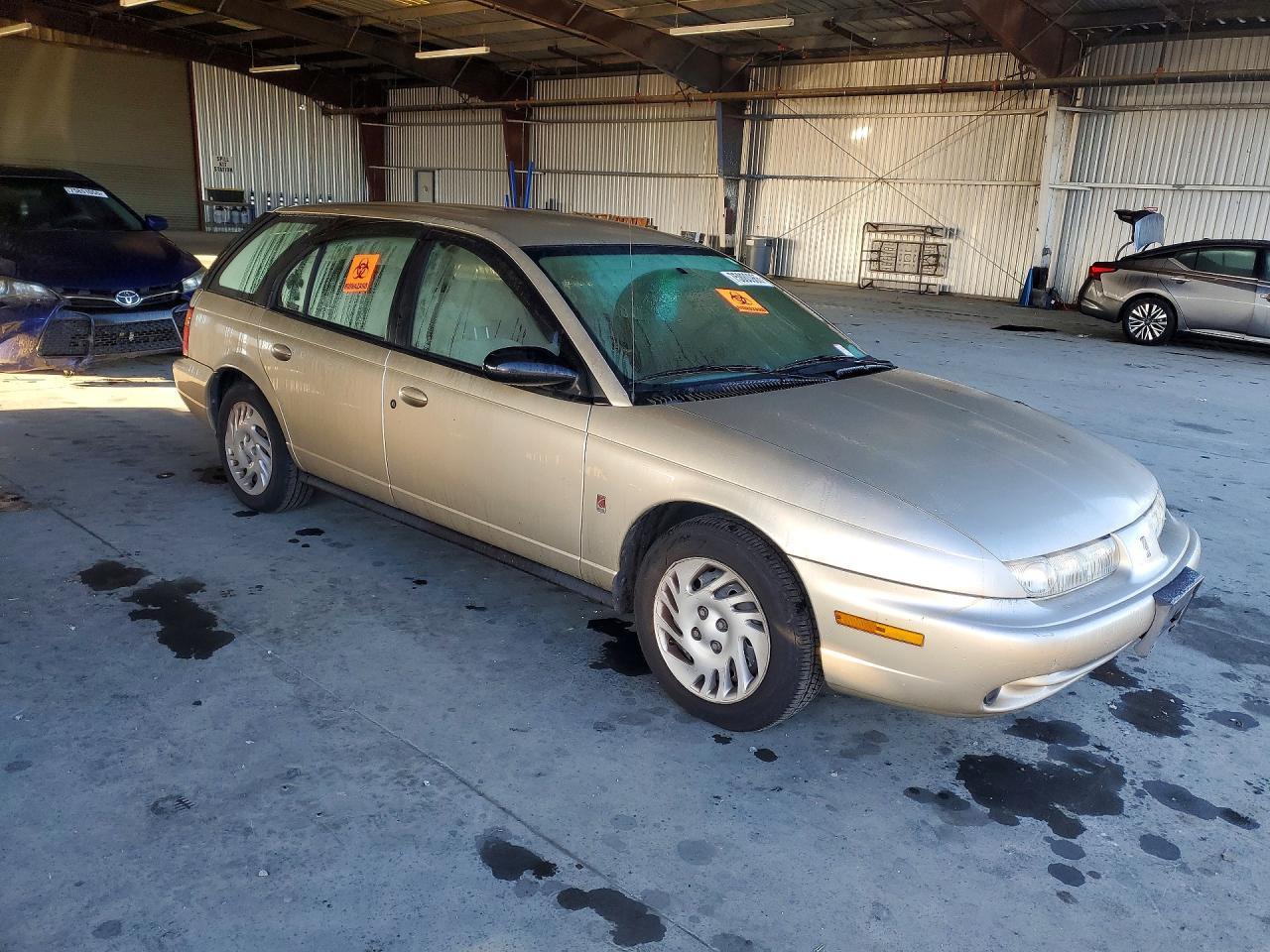 1999 SATURN Sw2