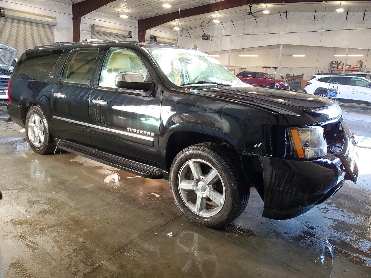 2012 CHEVROLET Suburban