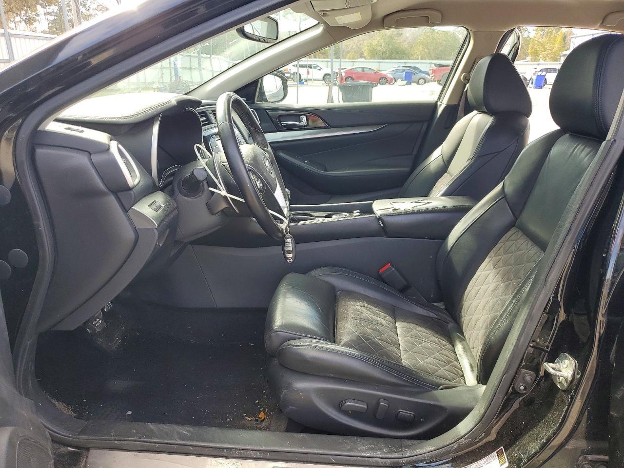 2017 NISSAN Maxima