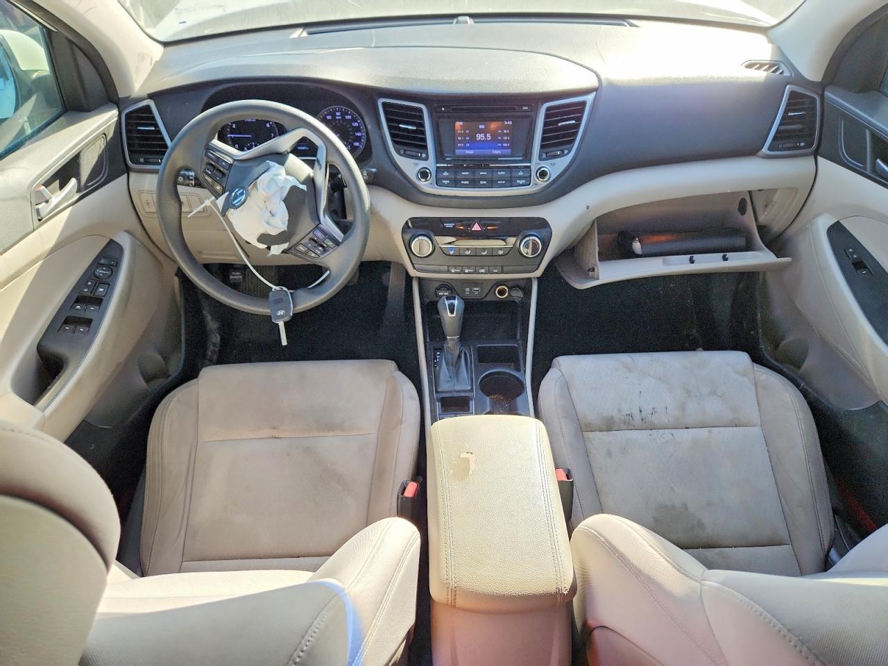 2016 HYUNDAI TUCSON