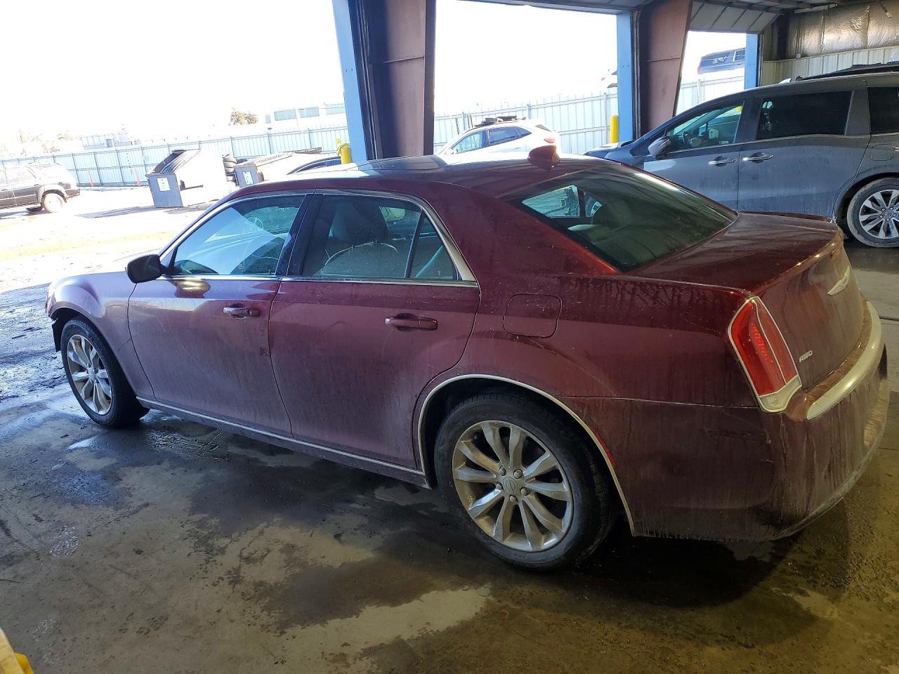 2020 CHRYSLER 300