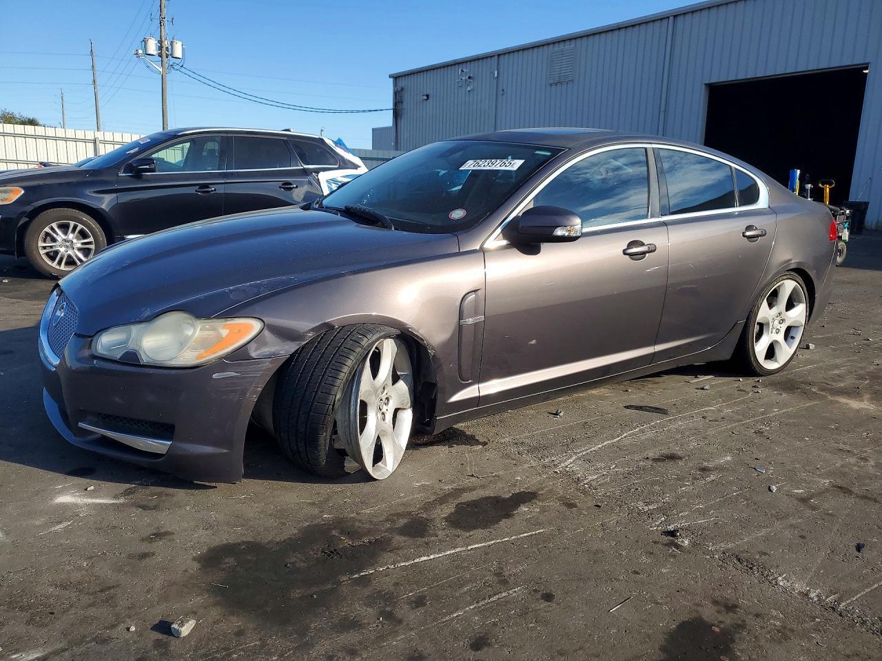 2009 JAGUAR XF