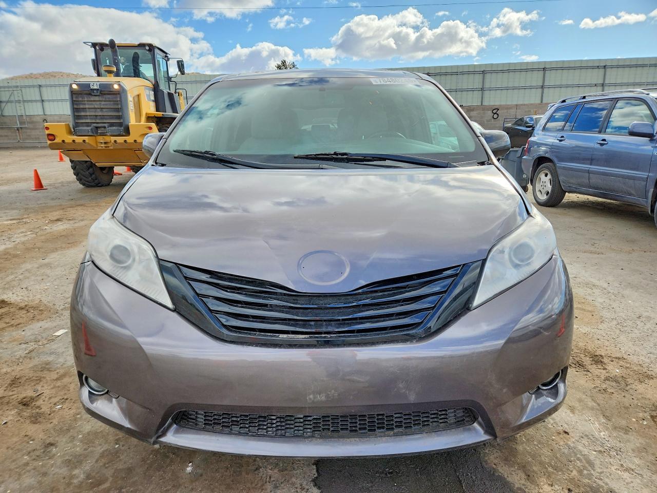 2017 TOYOTA SIENNA