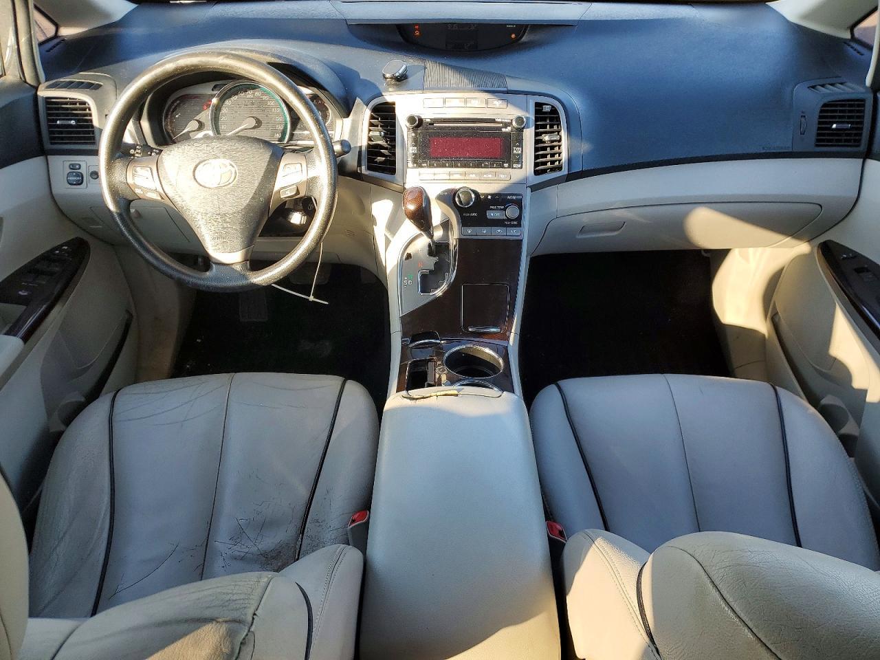 2010 TOYOTA VENZA