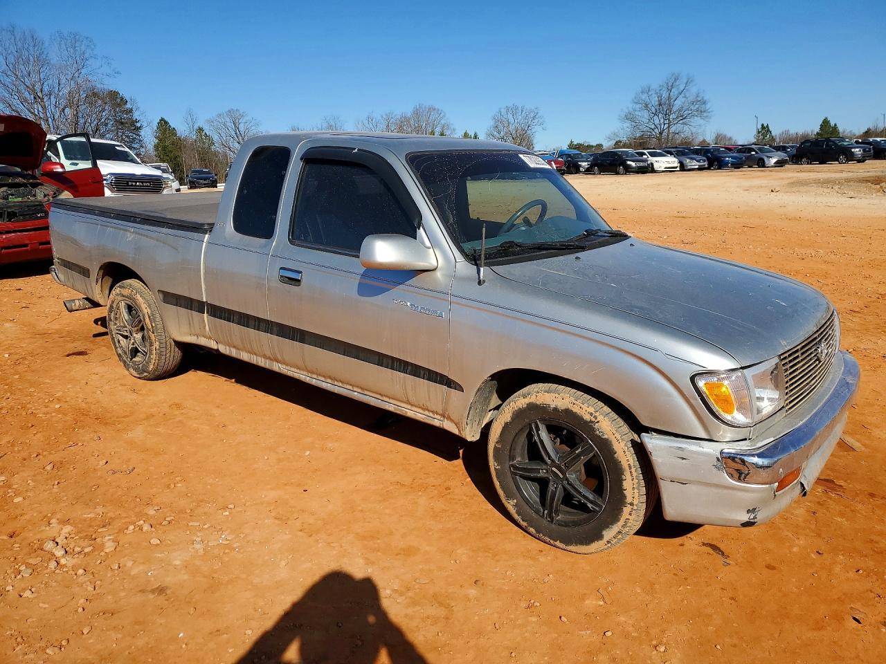 2000 TOYOTA TACOMA