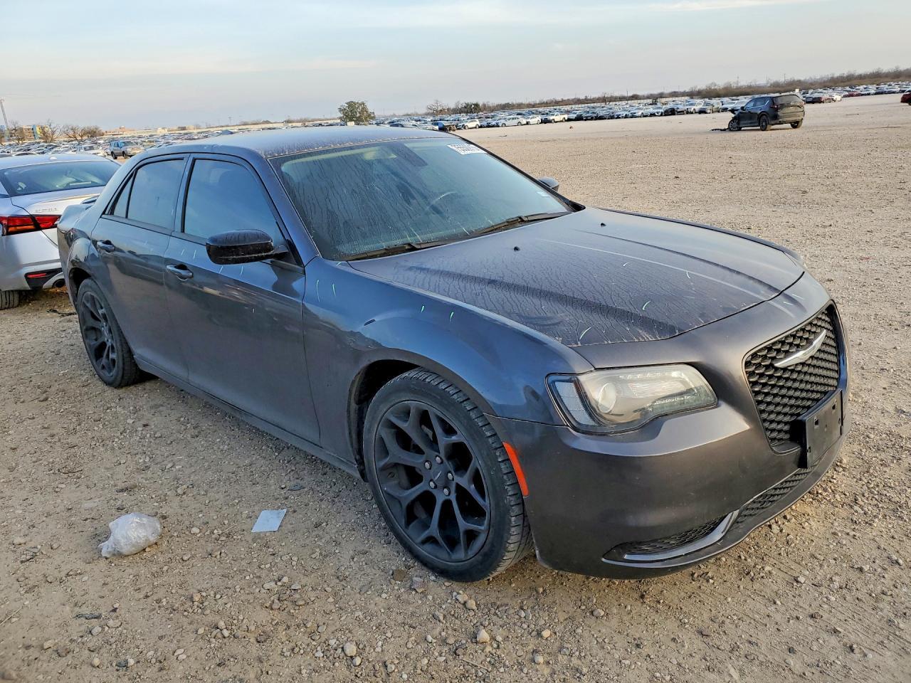 2019 CHRYSLER 300