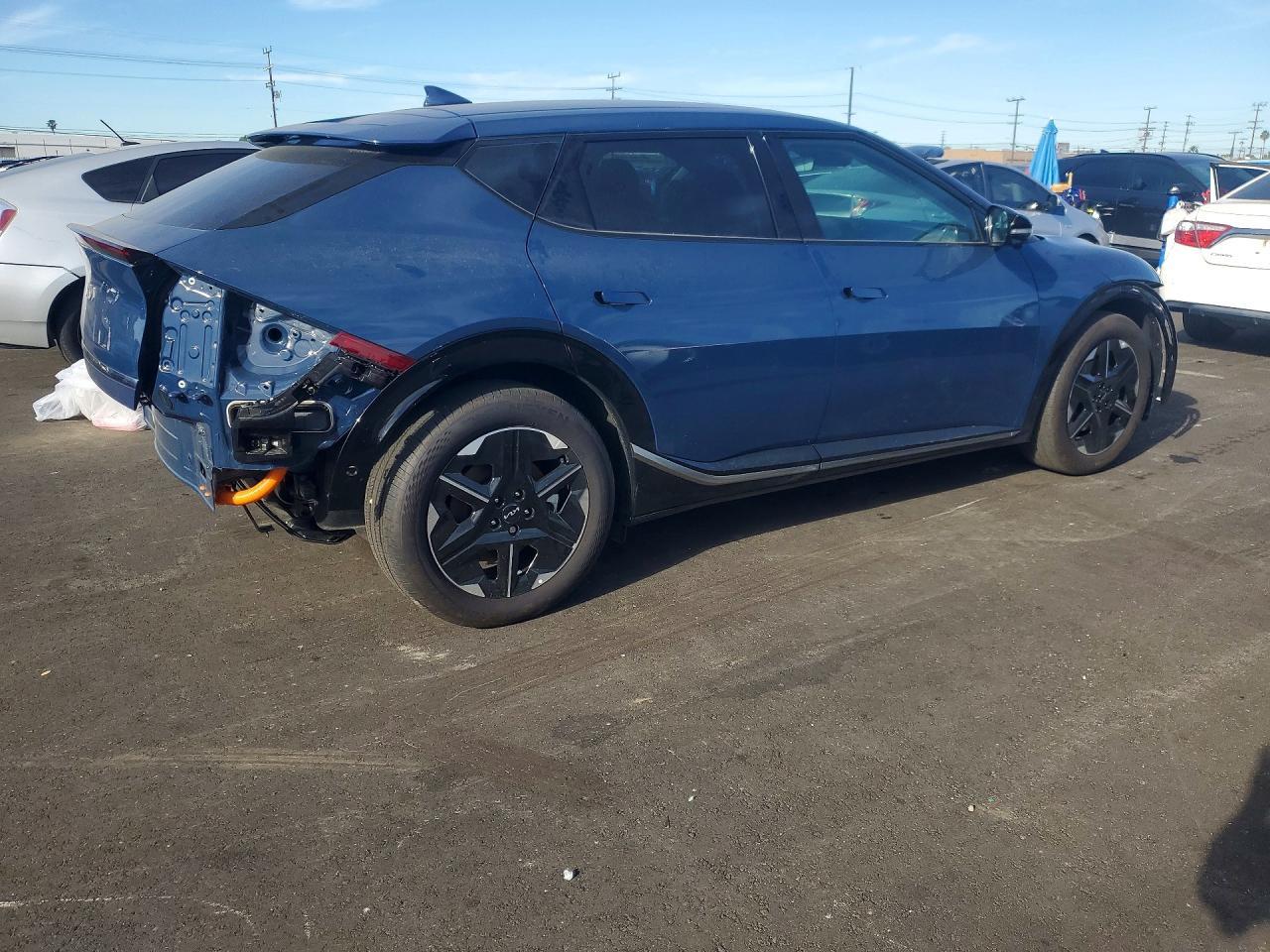 2025 KIA EV6