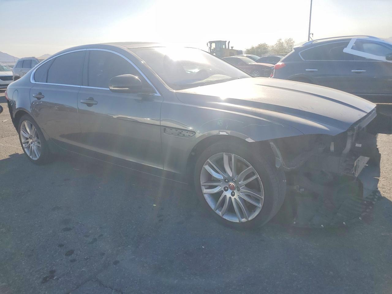 2017 JAGUAR XF