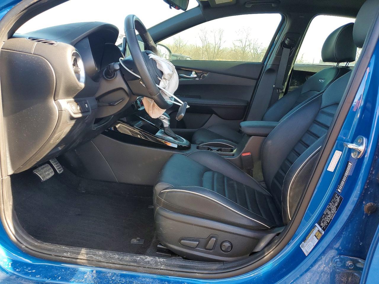 2023 KIA FORTE