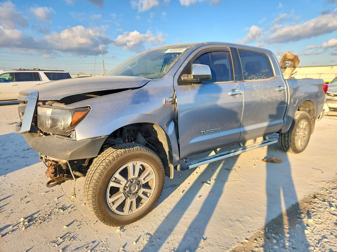 2011 TOYOTA TUNDRA