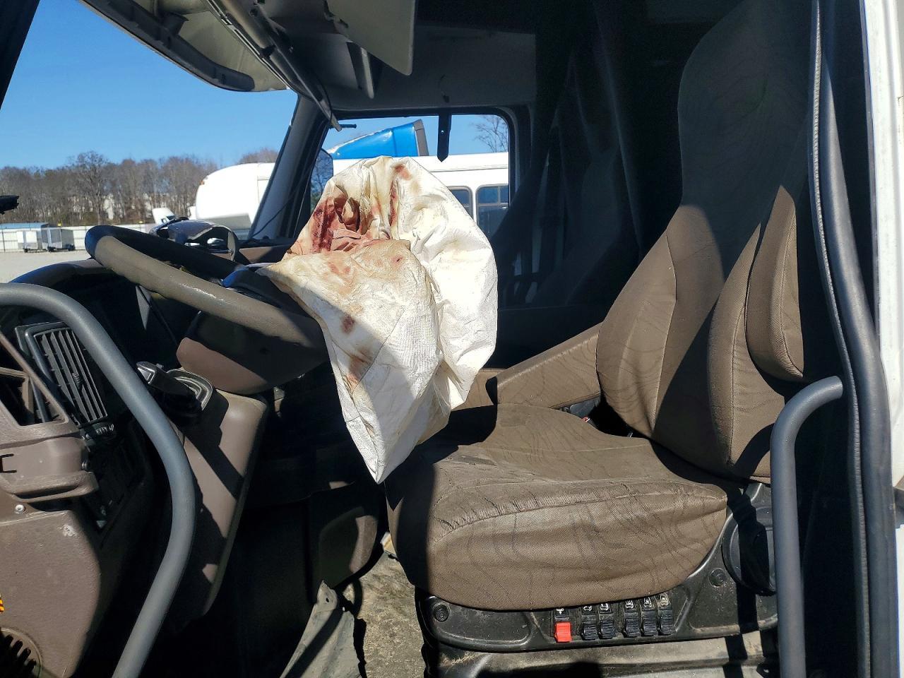 2015 VOLVO Volvo