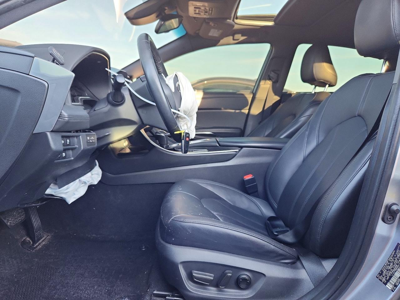 2019 TOYOTA Avalon