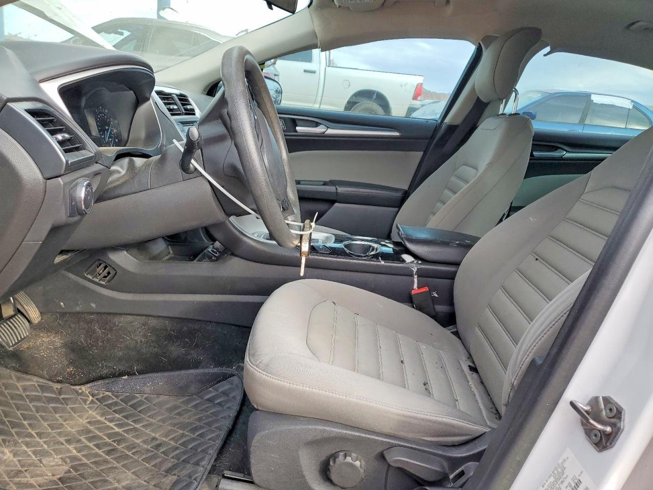 2013 FORD FUSION