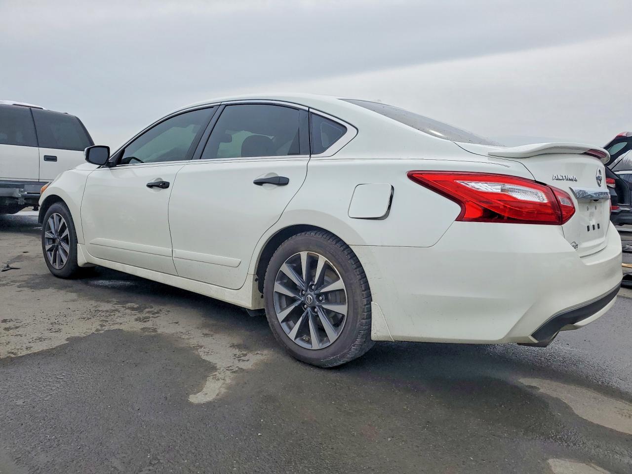 2016 NISSAN ALTIMA