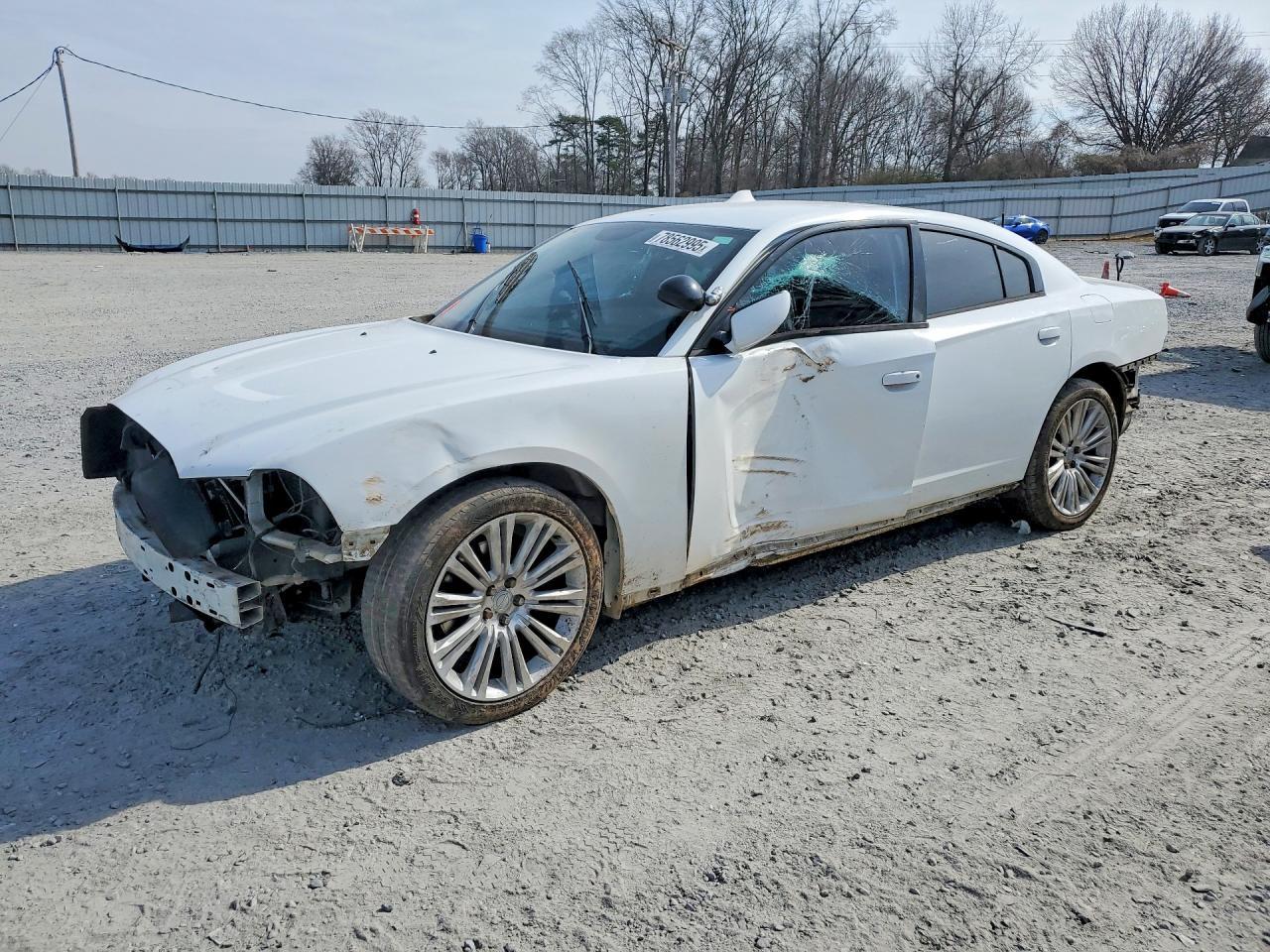 2013 DODGE CHARGER