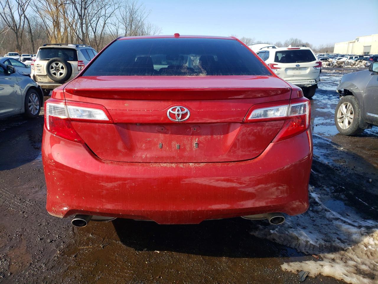2012 TOYOTA CAMRY