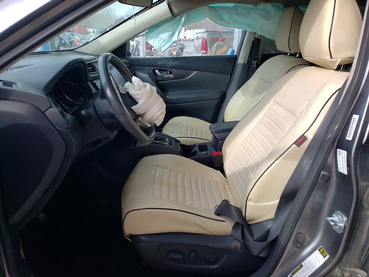 2017 NISSAN