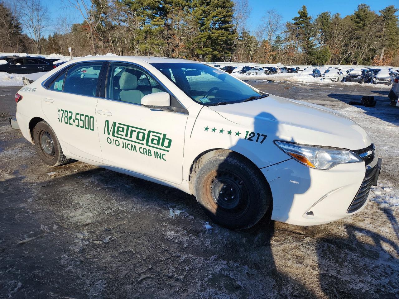 2017 TOYOTA CAMRY