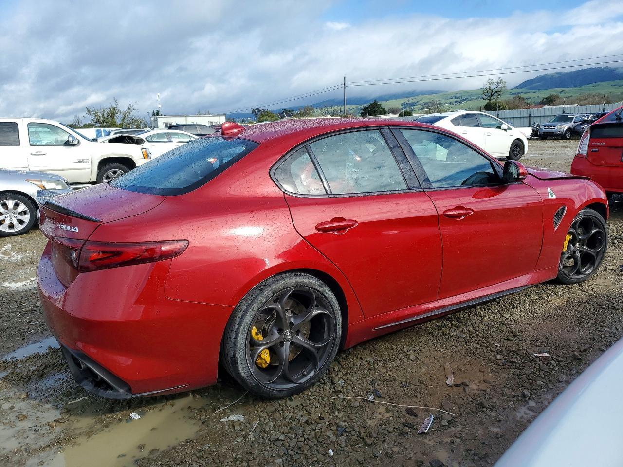 2017 ALFA ROMEO Giulia