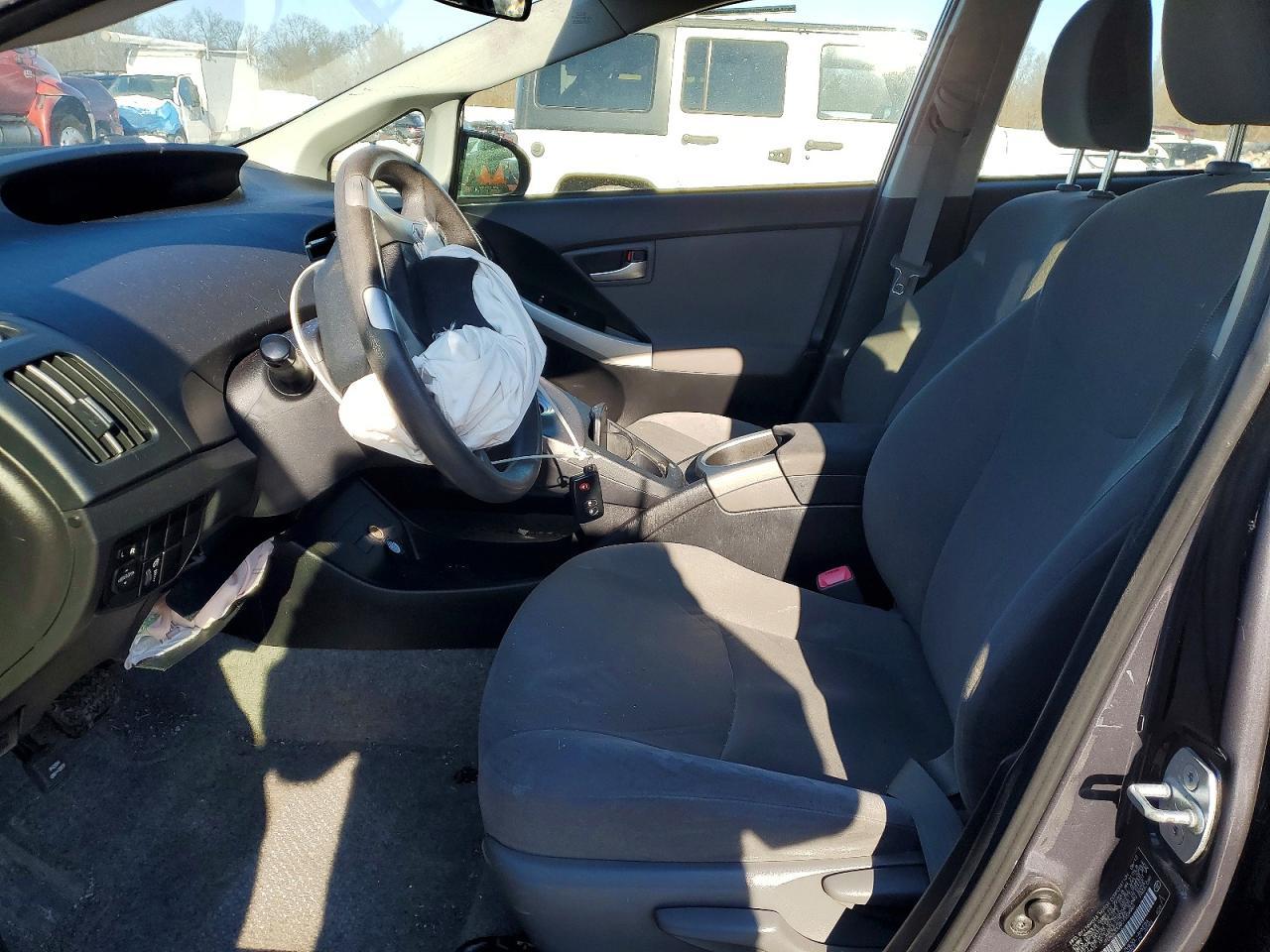 2012 TOYOTA PRIUS