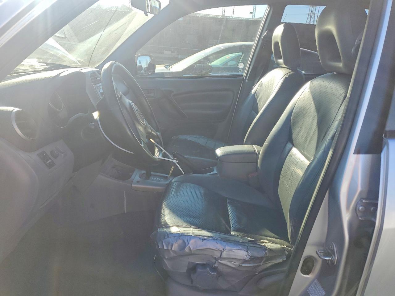 2003 TOYOTA RAV4