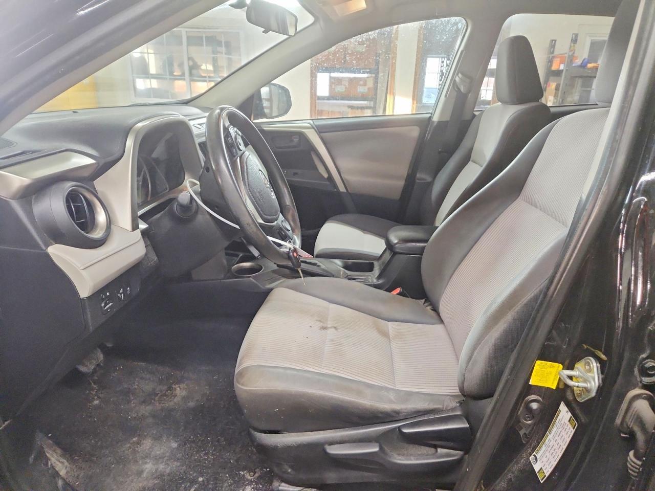 2014 TOYOTA RAV4