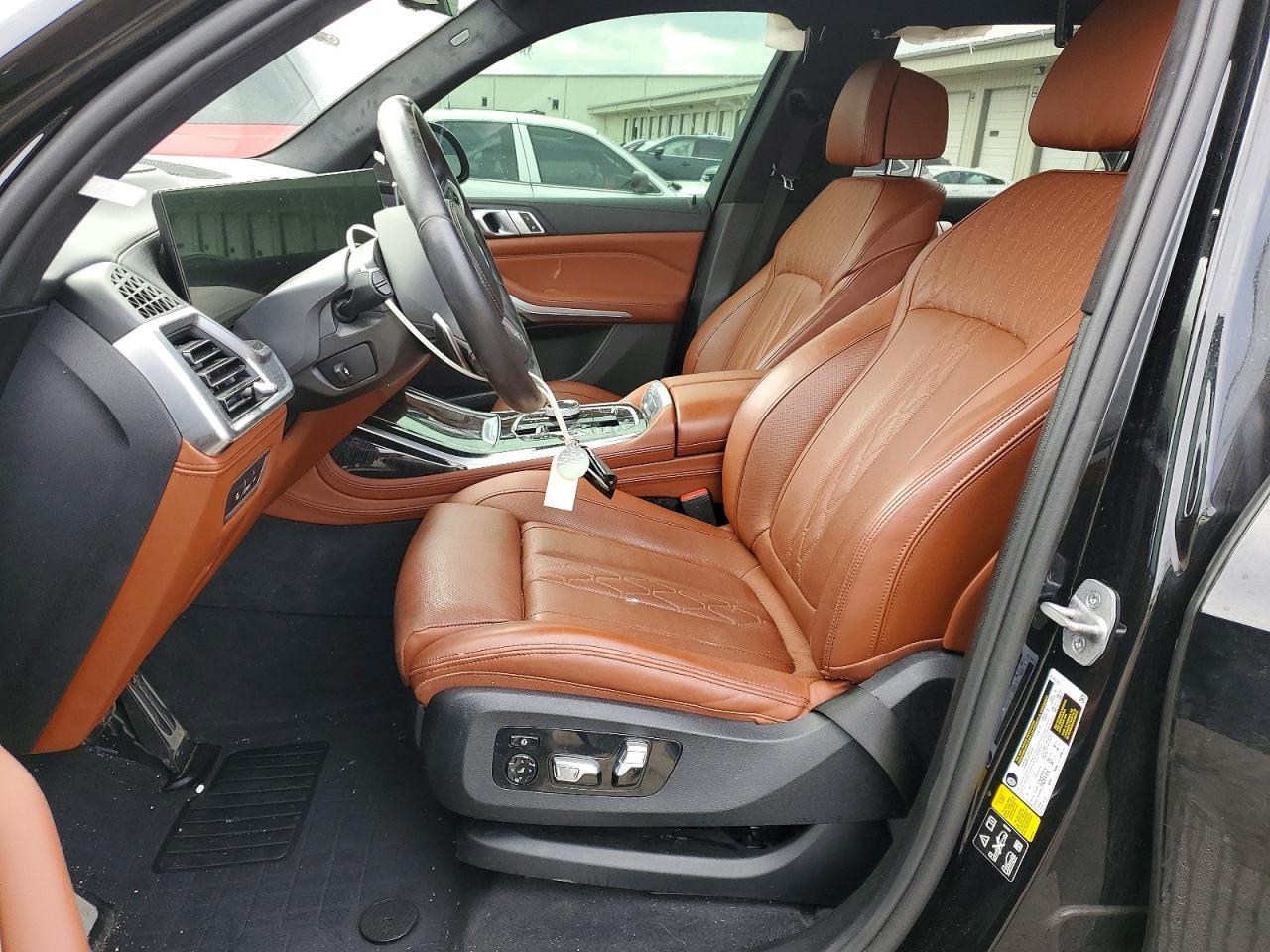 2024 BMW X7