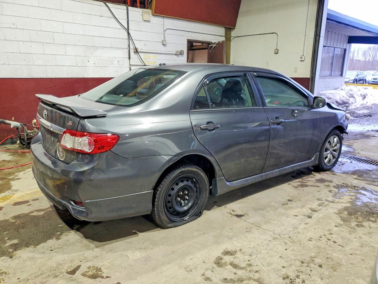 2013 TOYOTA COROLLA