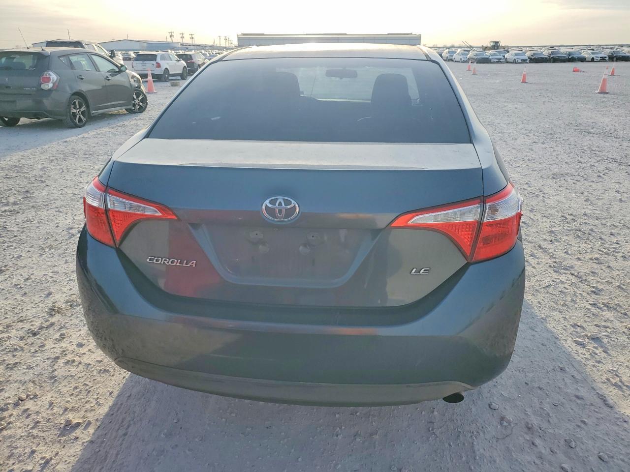 2015 TOYOTA COROLLA