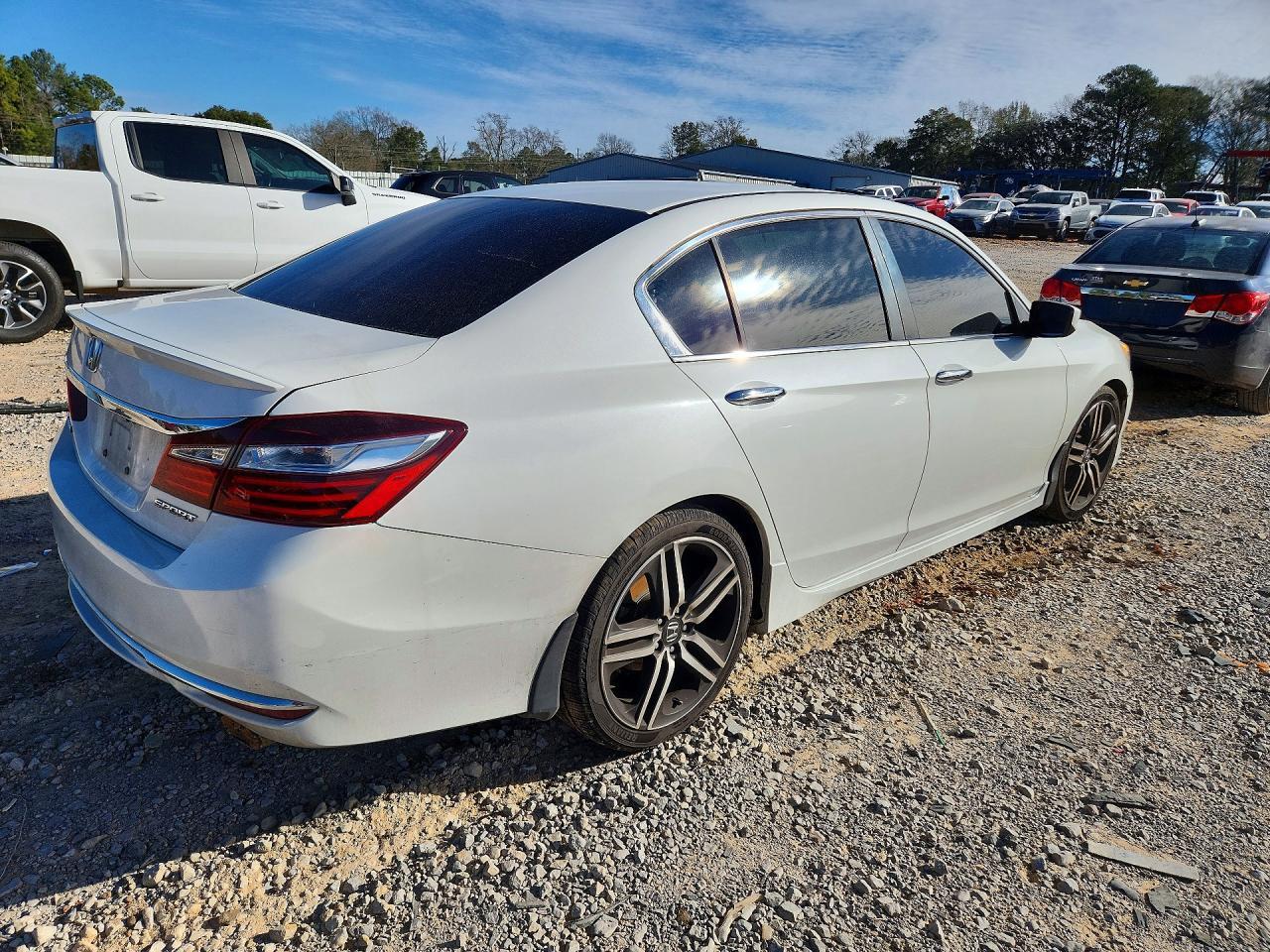 2017 HONDA ACCORD
