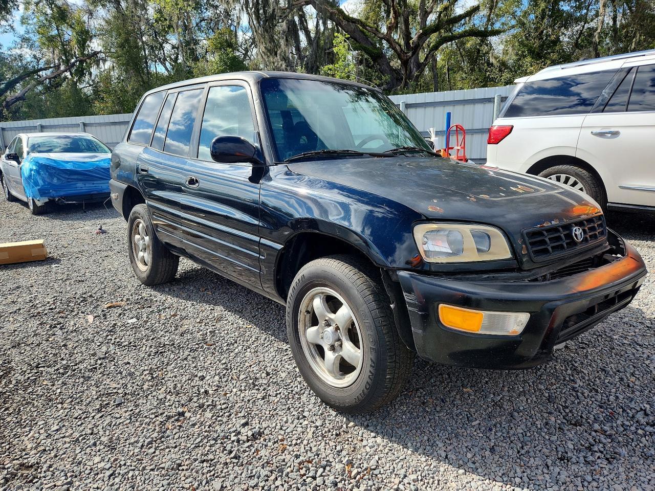 1999 TOYOTA RAV4