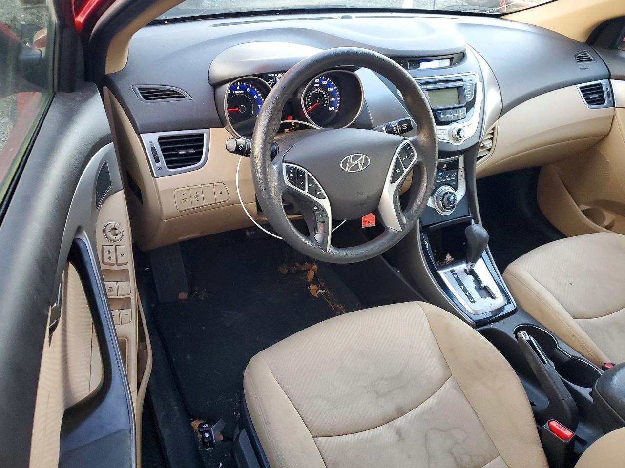 2012 HYUNDAI ELANTRA