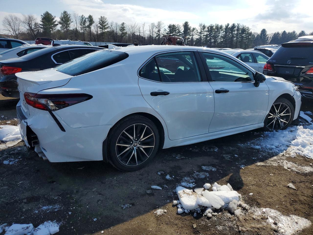 2023 TOYOTA CAMRY