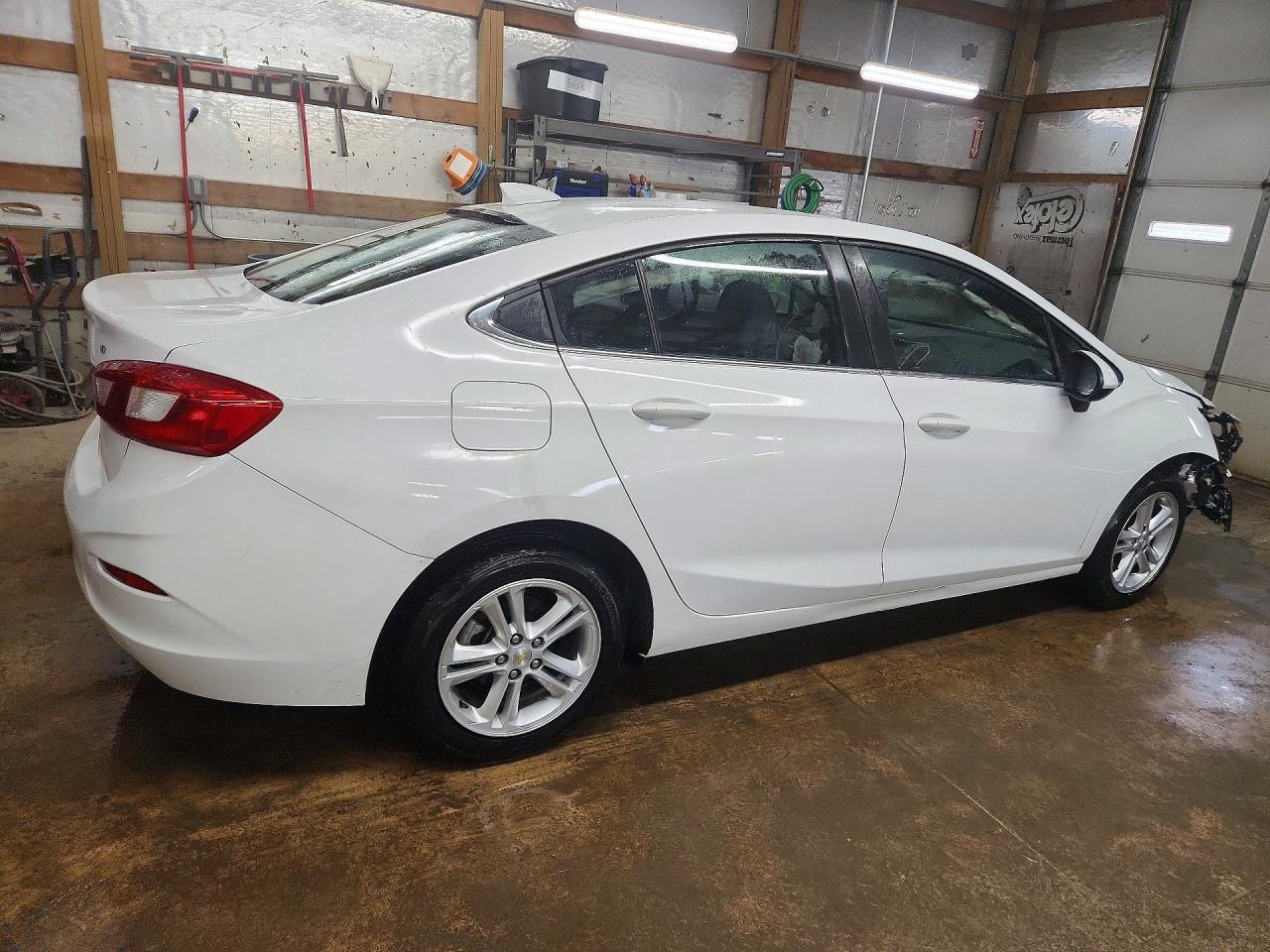 2017 CHEVROLET CRUZE