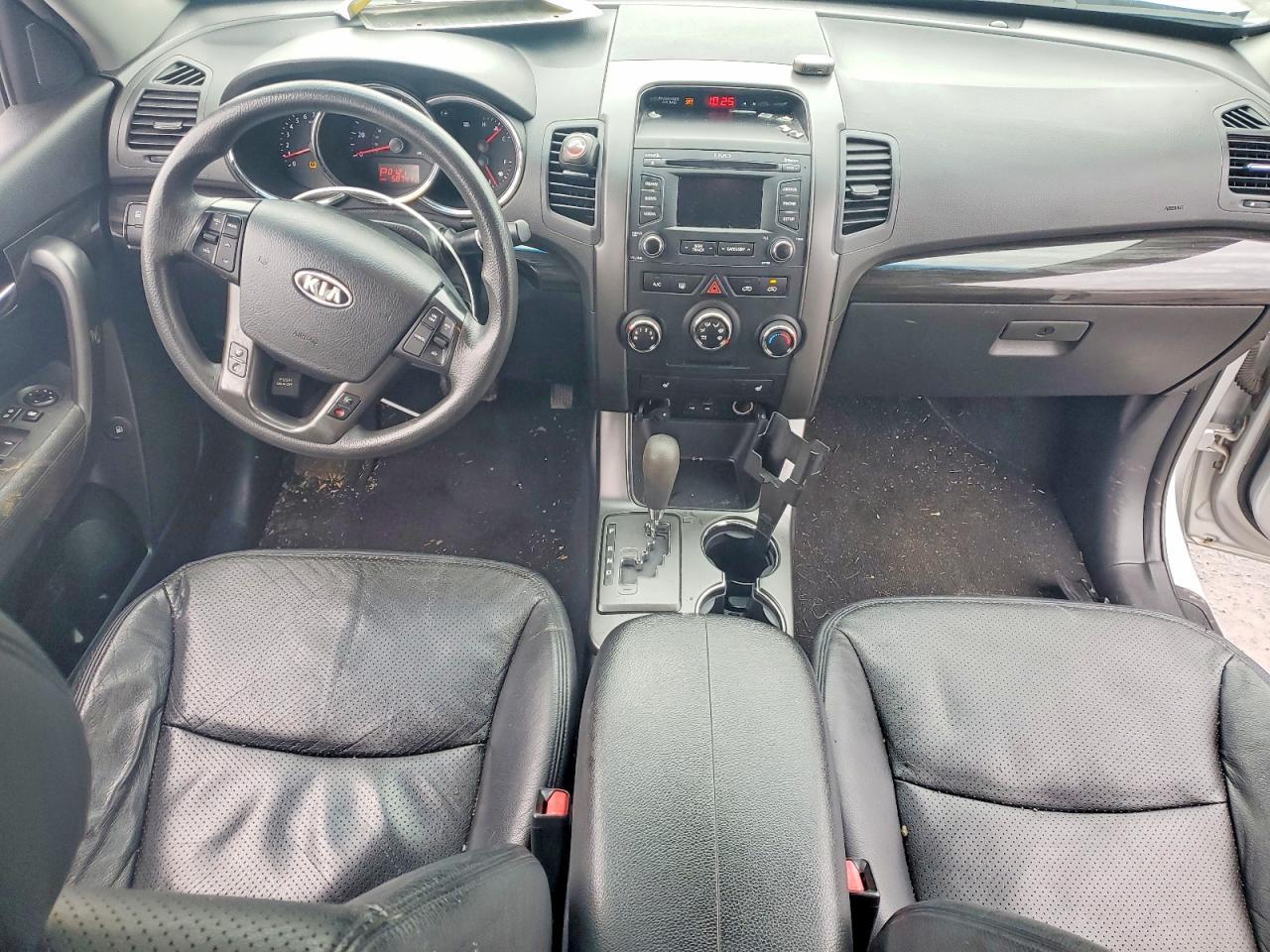 2013 KIA SORENTO