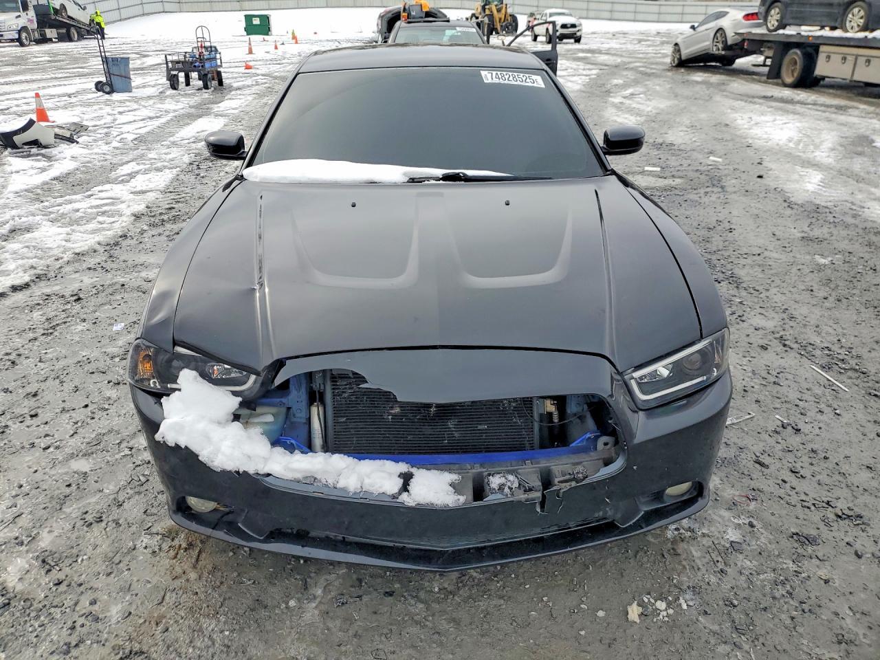 2013 DODGE CHARGER