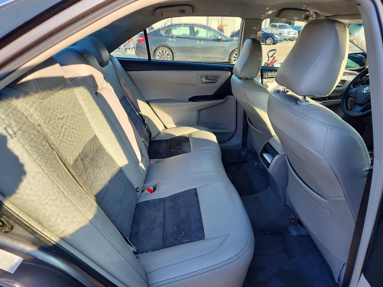 2016 TOYOTA CAMRY