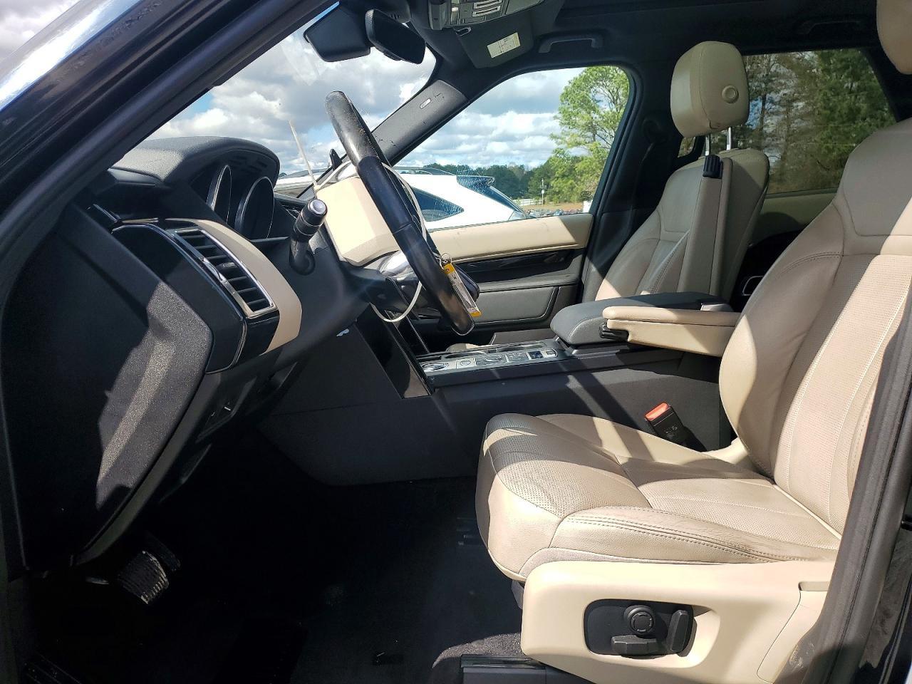 2017 LAND ROVER Discovery